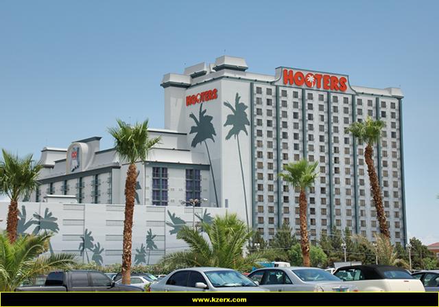 Hooter's Hotel