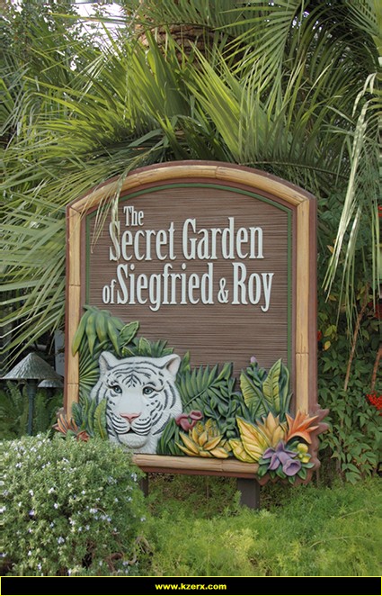 Siegfried & Roy's Secret Garden